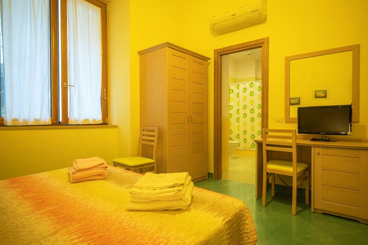 B&B Al Centro Storico Naples Exterior photo